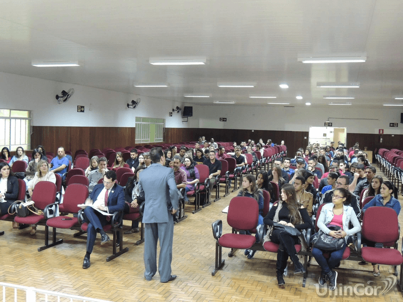 aula magna direito 03