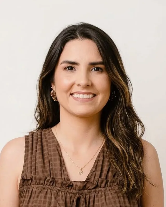 Profa. Ma. Daiane Fernandes Pereira Lahmann
