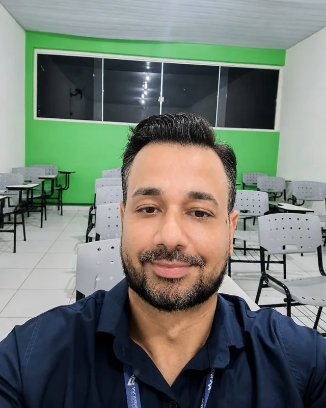 Prof. Diêgo Ramon de Moro Silva