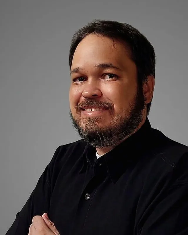 Prof. Esp. Guilherme Borges Batista